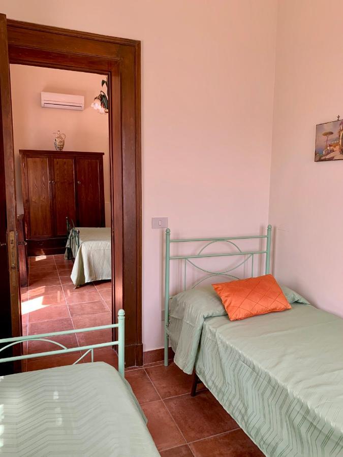 B&B Villa Vittoria Giardini Naxos Εξωτερικό φωτογραφία