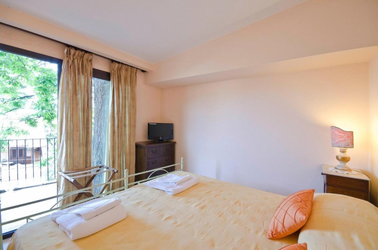 B&B Villa Vittoria Giardini Naxos Εξωτερικό φωτογραφία