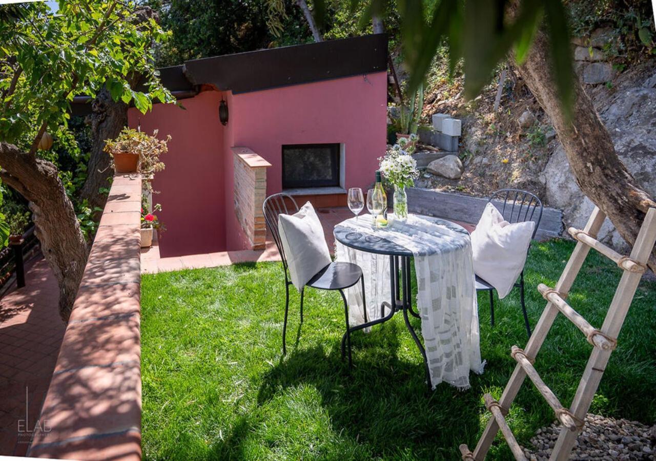B&B Villa Vittoria Giardini Naxos Εξωτερικό φωτογραφία