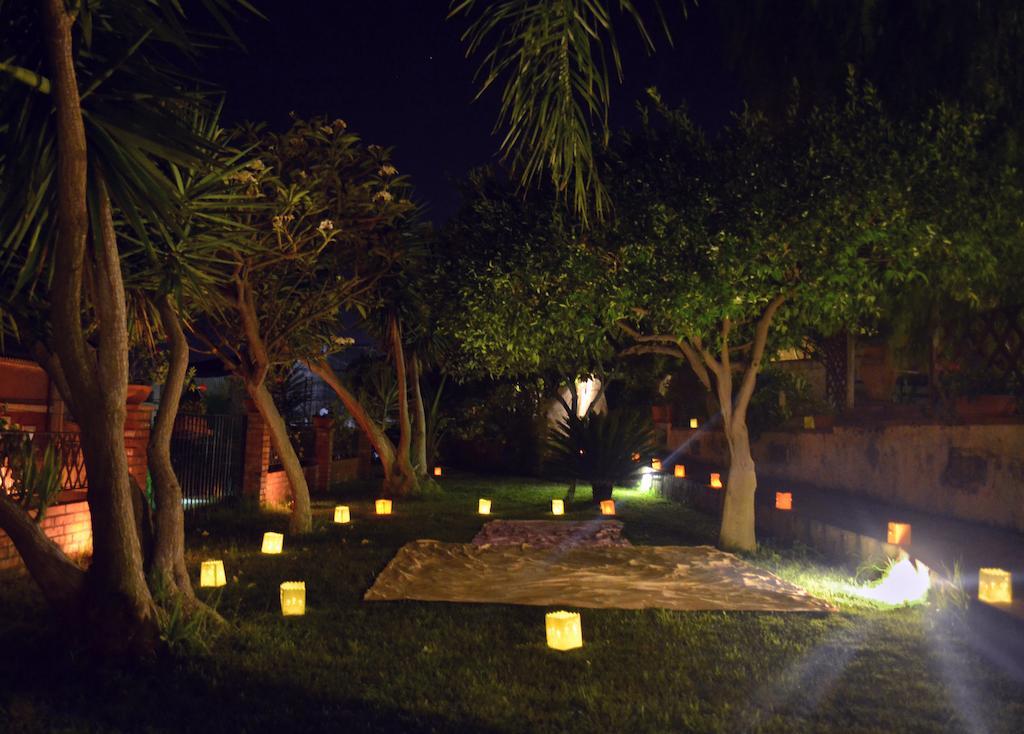 B&B Villa Vittoria Giardini Naxos Εξωτερικό φωτογραφία