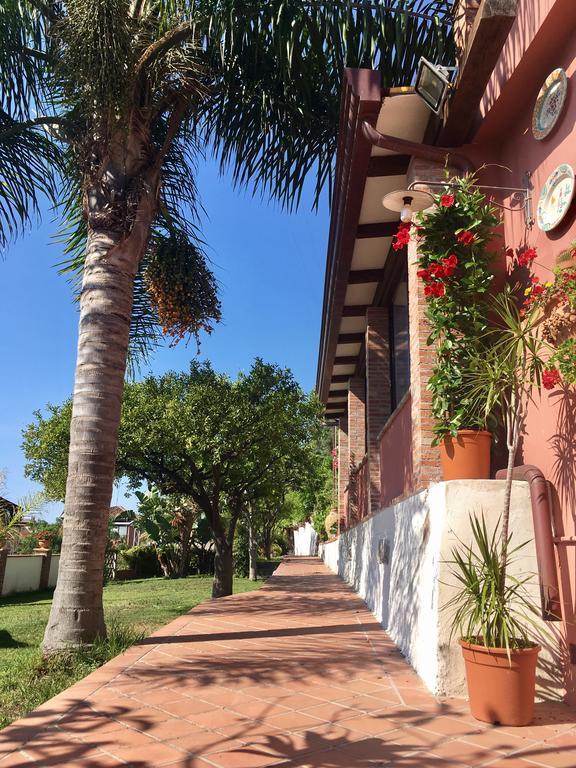 B&B Villa Vittoria Giardini Naxos Εξωτερικό φωτογραφία